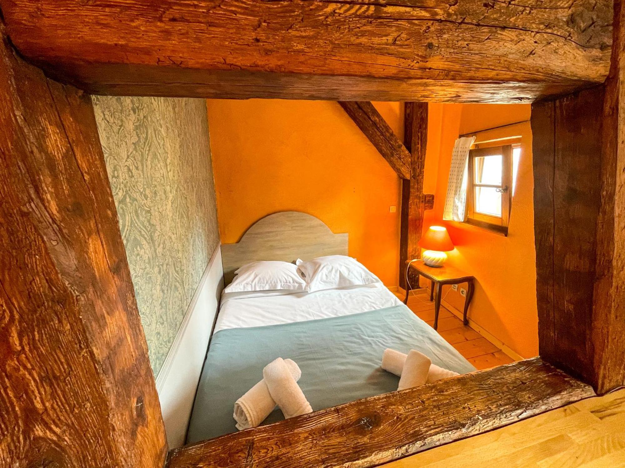 La Maison Bleue - Historic House In The Heart Of Riquewihr Eksteriør bilde